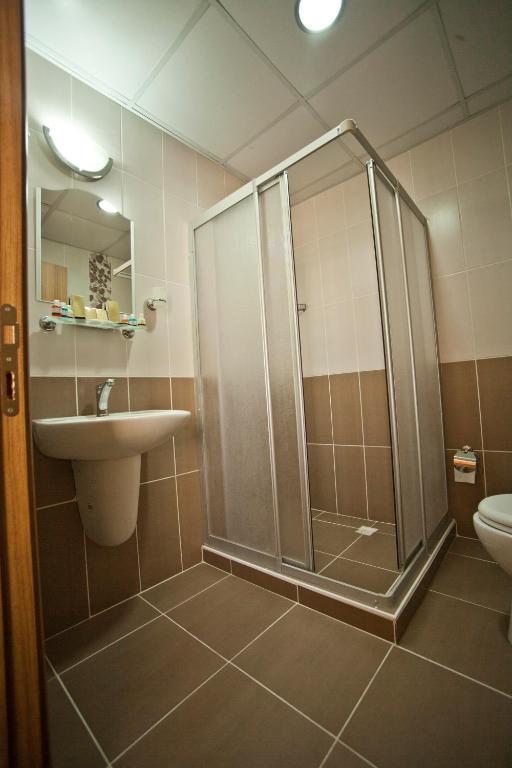 Avcilar Vizyon Hotel Istanbul Ngoại thất bức ảnh